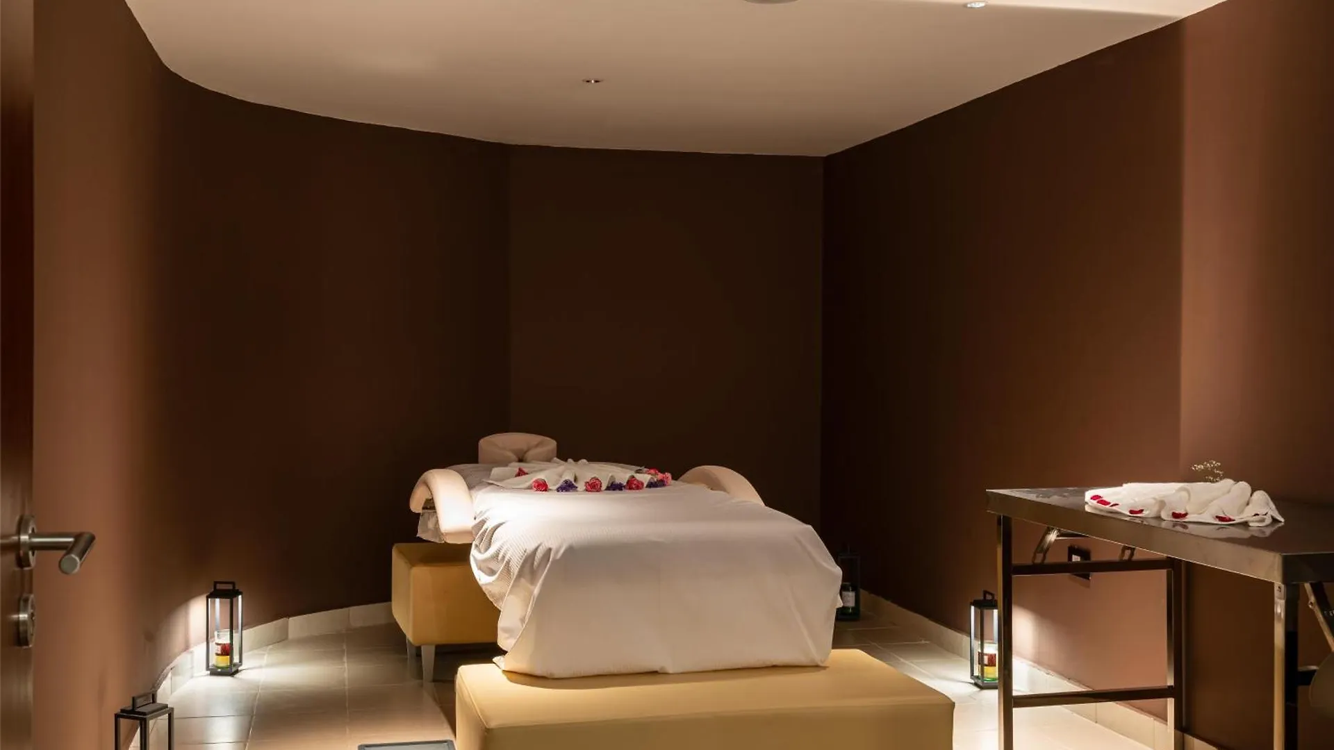 Doubletree By Hilton Addis Ababa Airport Hotel 4*,  Ethiopia